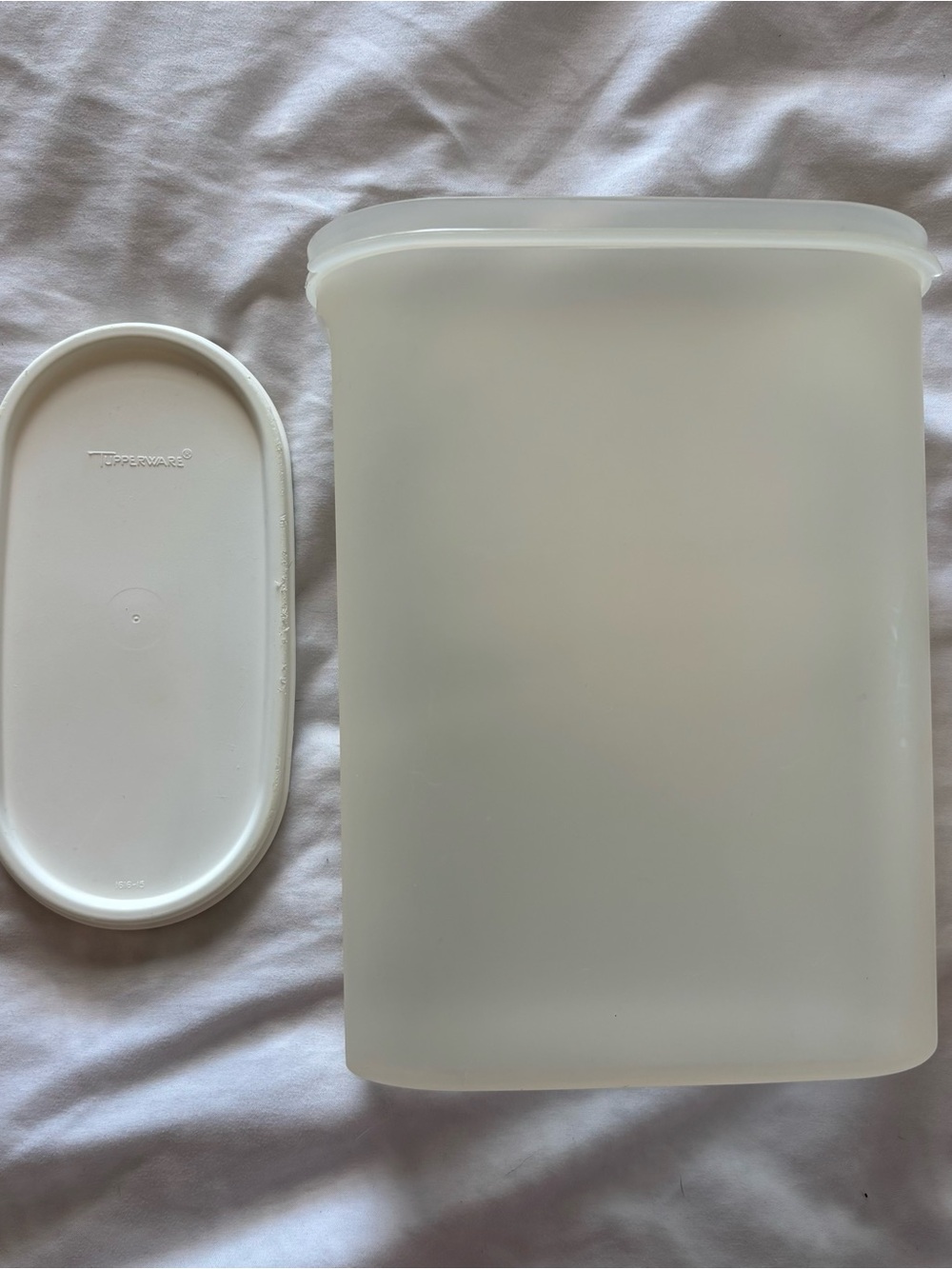 Vintage Tupperware Modular Mates Oval Container with Lid